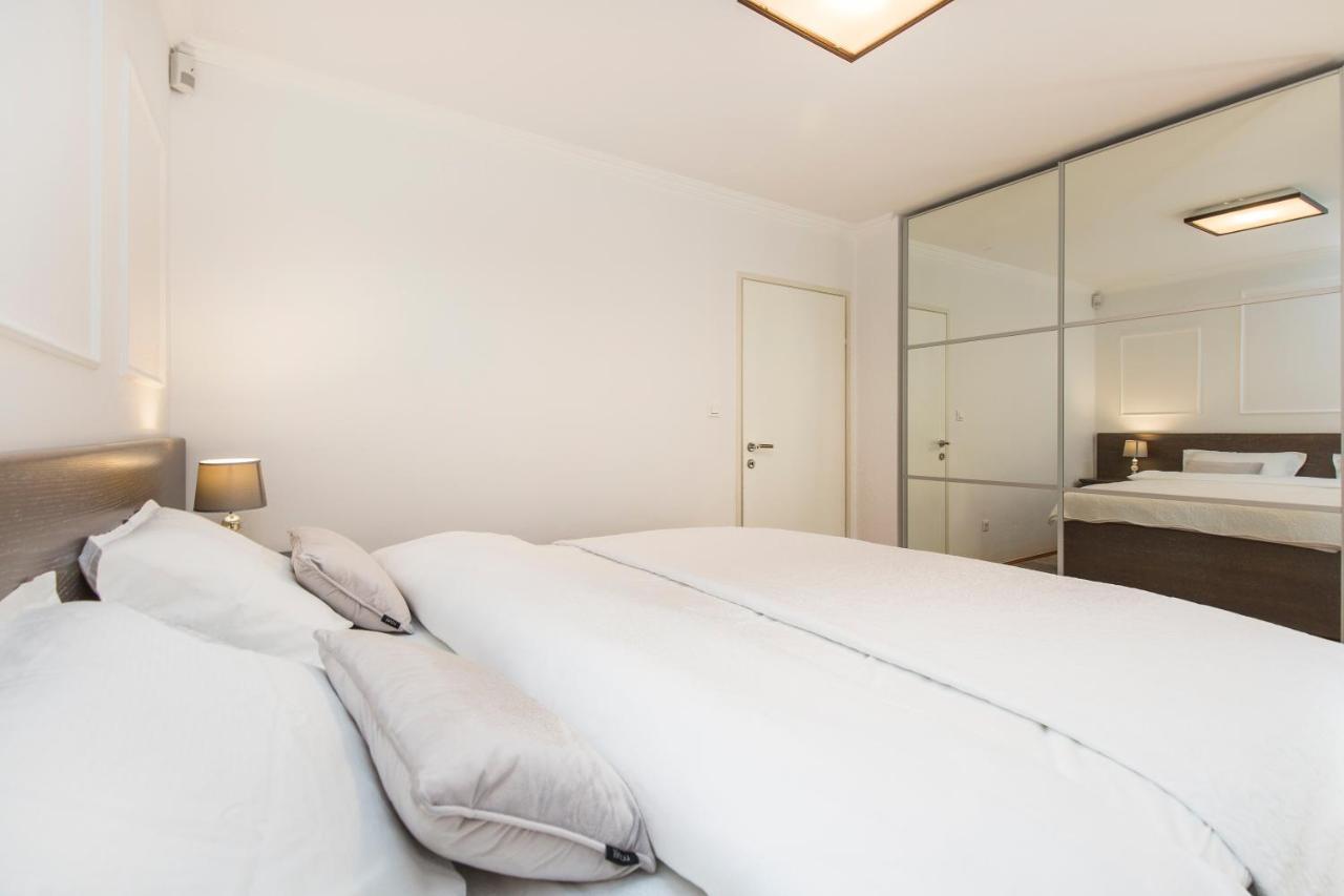 Apartment Parentium Πόρετς Εξωτερικό φωτογραφία